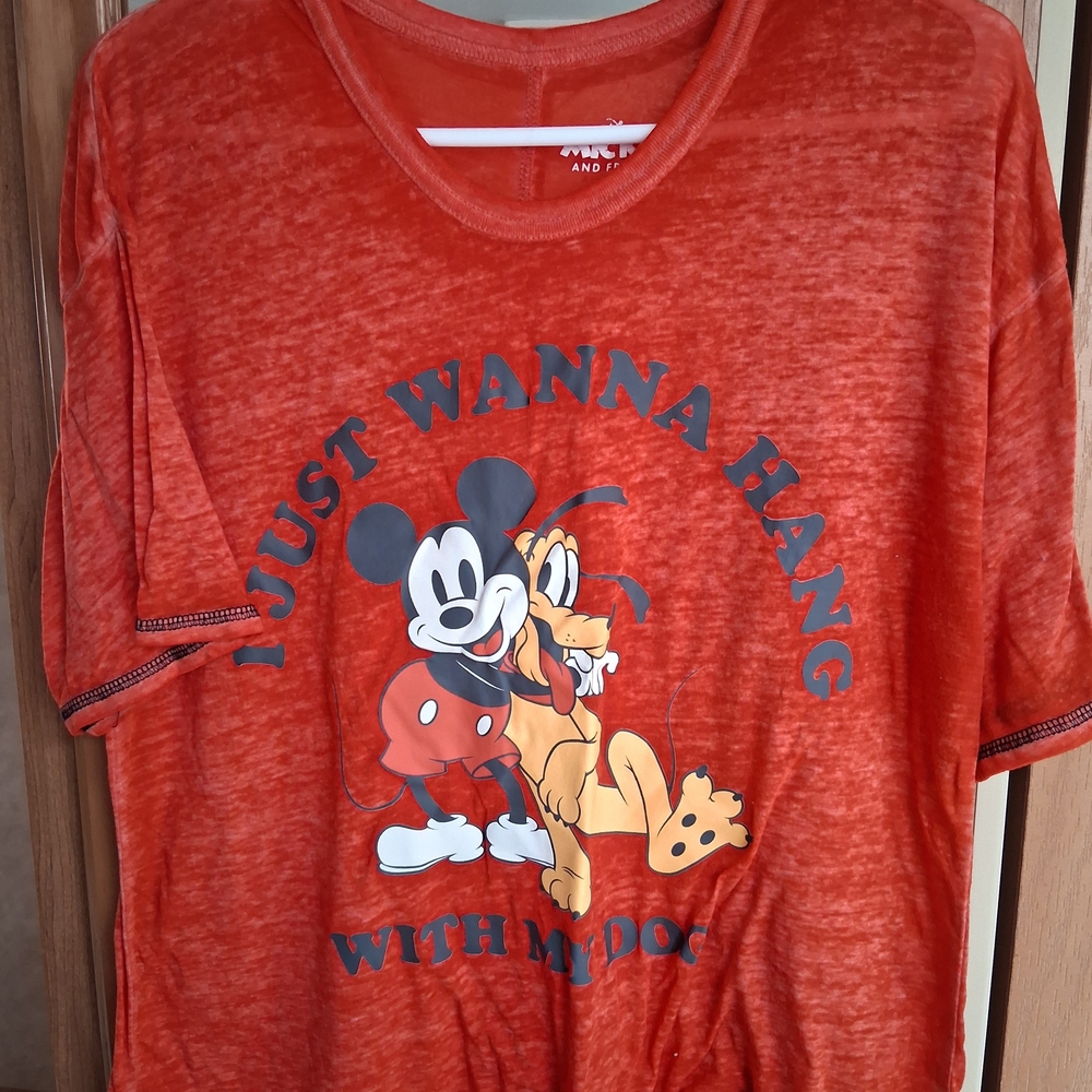 Disney Mickey & Pluto Red Graphic Tee